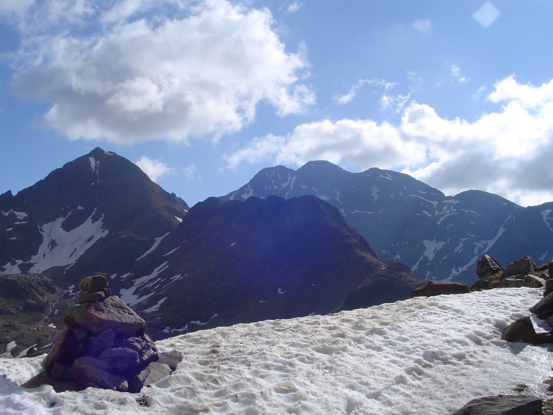 EliziR - Vistes NE des del Coll de Baborte (juny 2007)