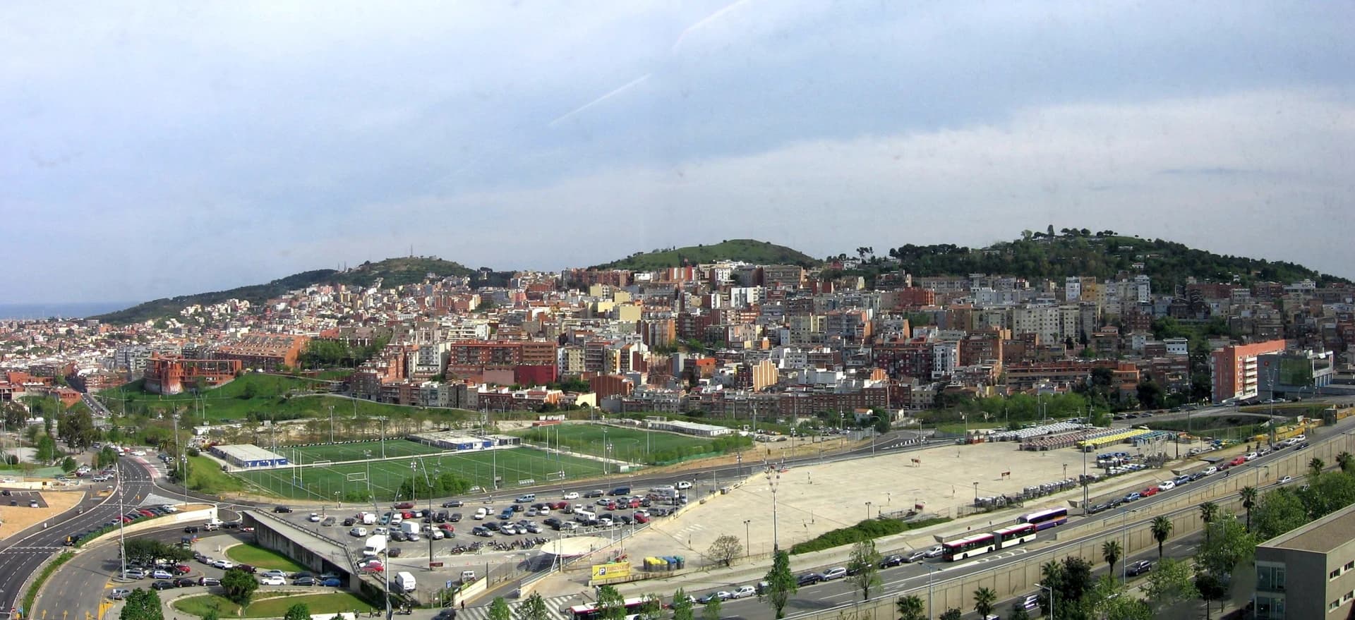 Canaan - Tres Turons (Three Hills): left to right, Turó de la Rovira, Turó del Carmel and Turó de la Creueta del Coll.